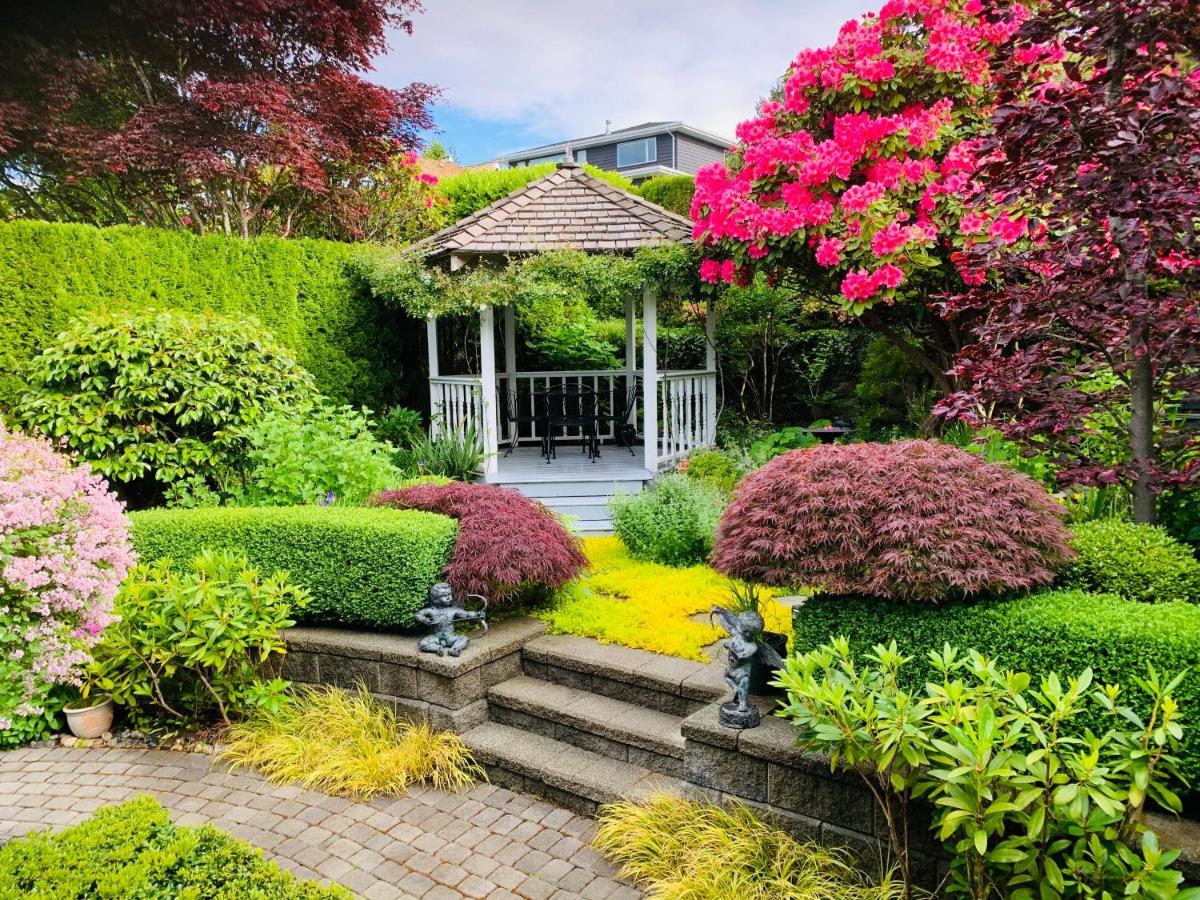 Crystal'S View Bed & Breakfast North Vancouver Dış mekan fotoğraf