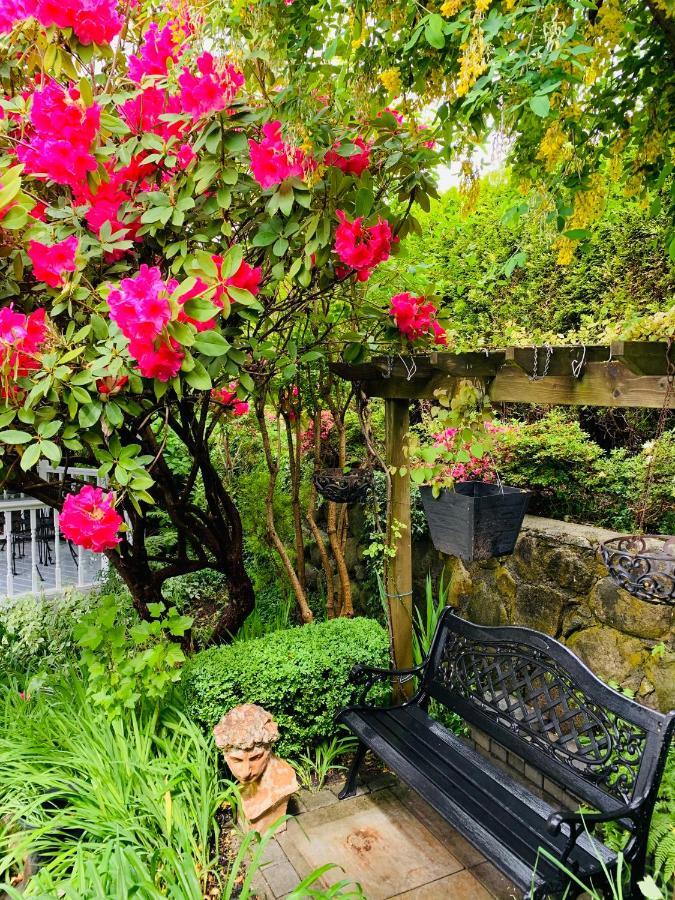 Crystal'S View Bed & Breakfast North Vancouver Dış mekan fotoğraf