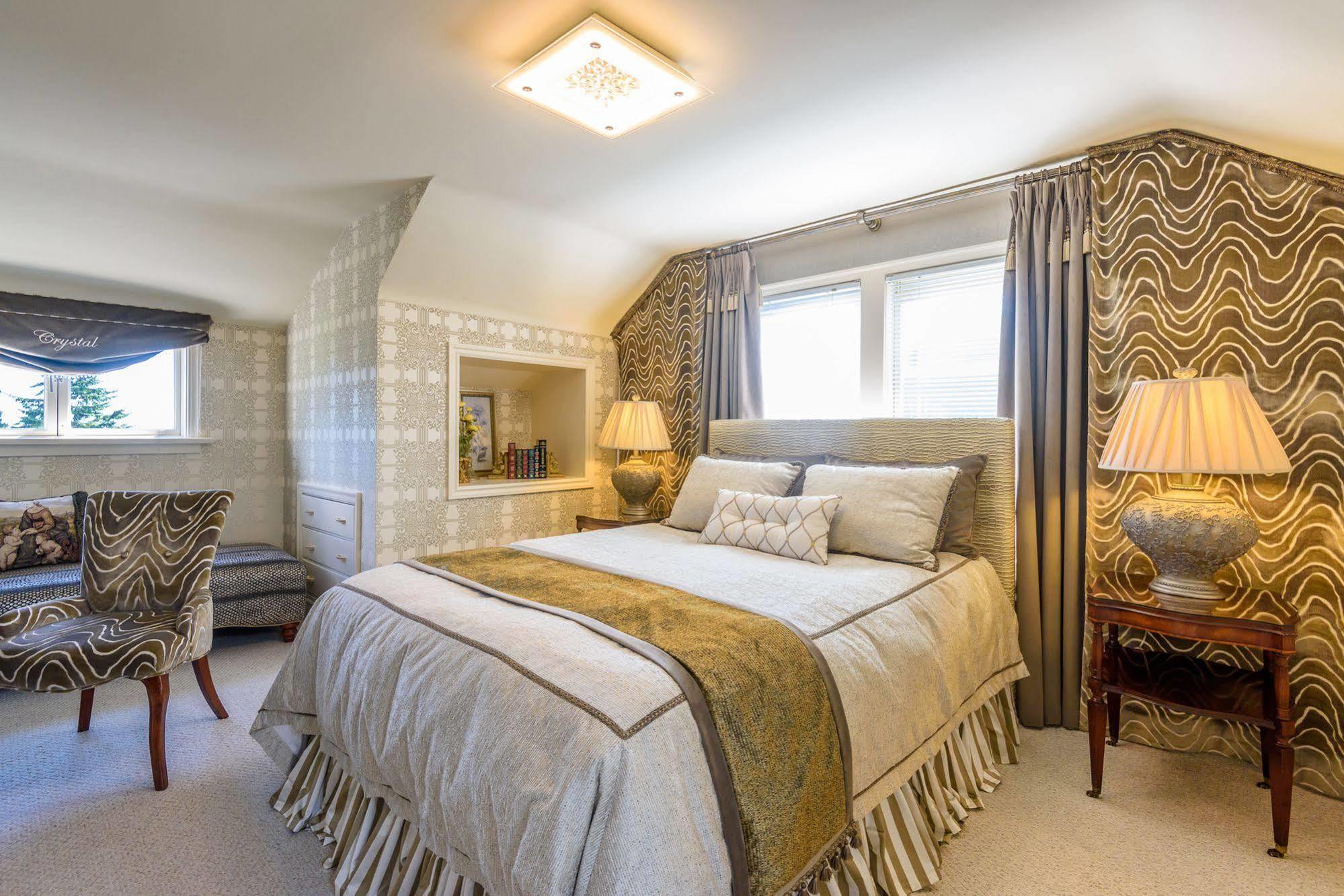 Crystal'S View Bed & Breakfast North Vancouver Dış mekan fotoğraf
